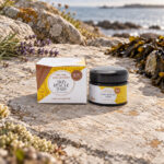 Balsam Skin Rescue do skóry AlgAran — produkt w aranżacji